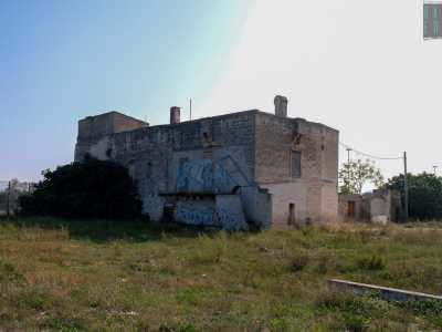 La sua importante storia � per� ancora evidente. Si tratta infatti di un edificio del XVII secolo rimaneggiato e ampliato nell�800